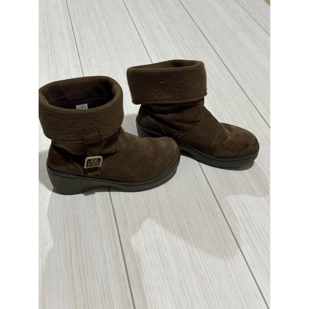 Crocs Womens Brown Suede Wedge Ankle Boots Ribbed Knit Cuff Buckle 11554 Size 10